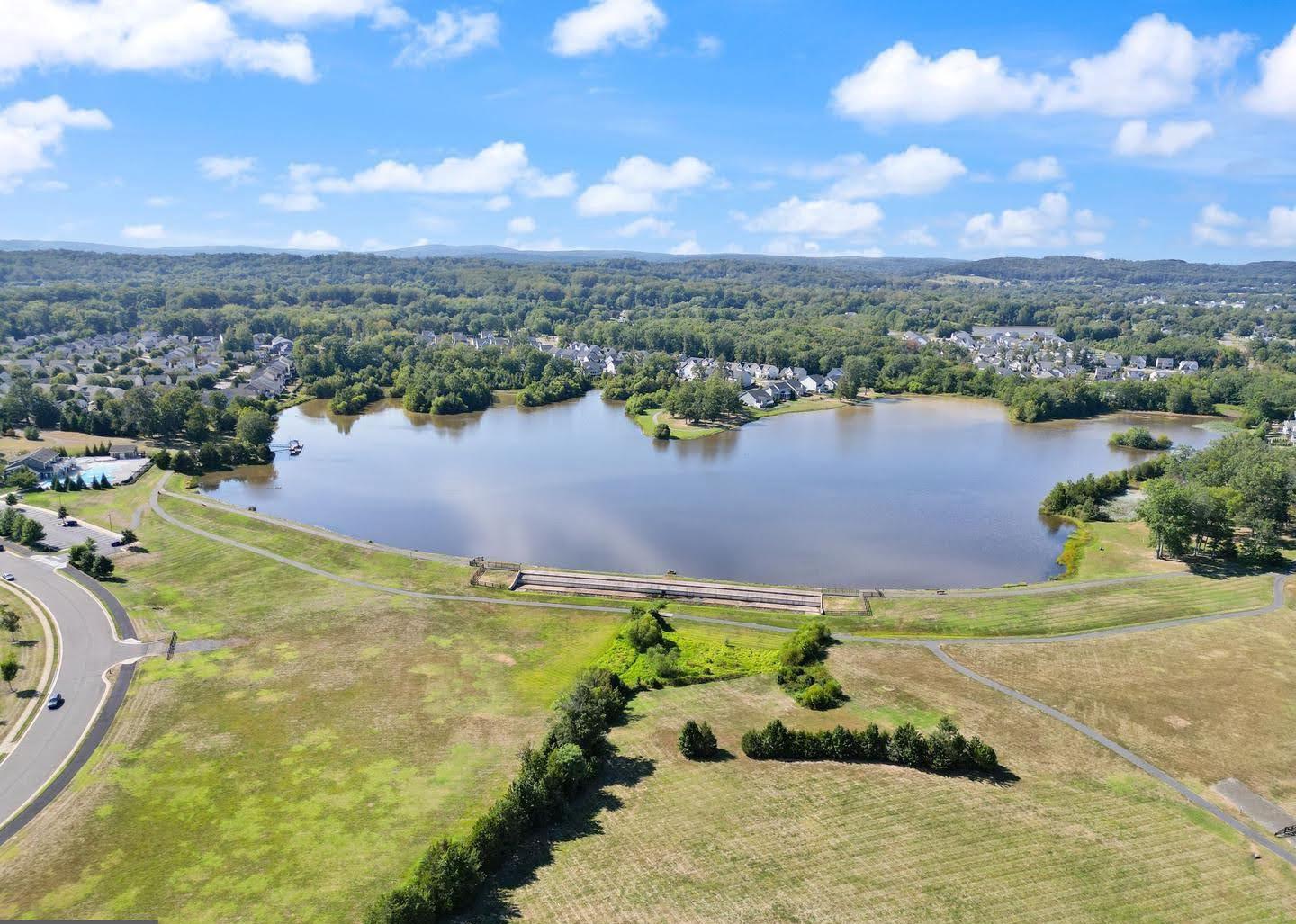 BROOKSIDE - Residential