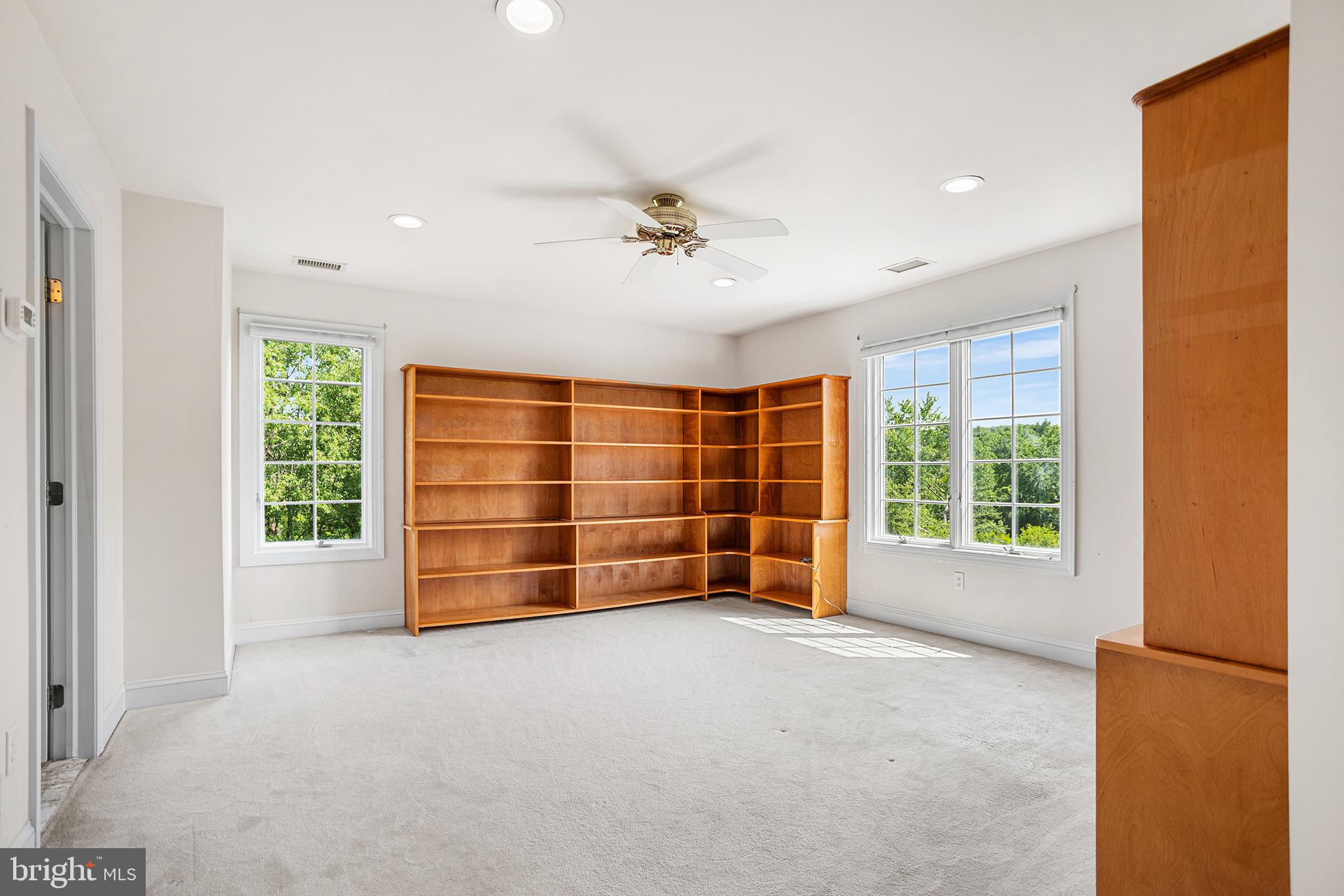 ALLEE ESTATES - Residential