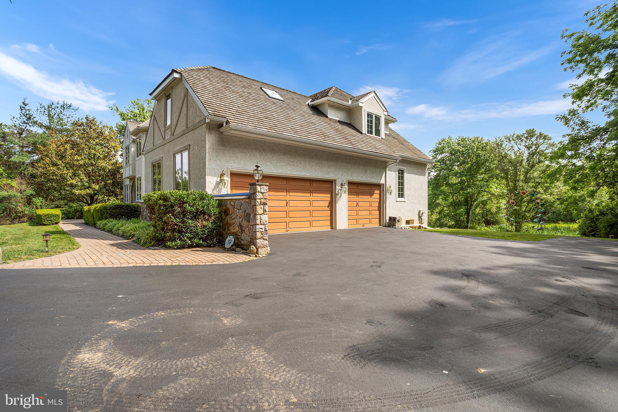ALLEE ESTATES - Residential