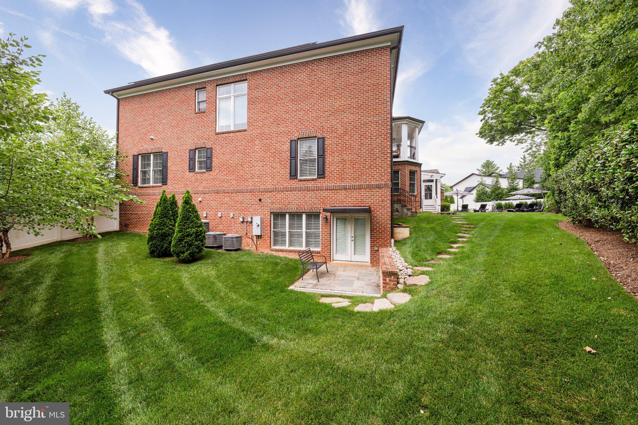 BROOKHAVEN - Residential