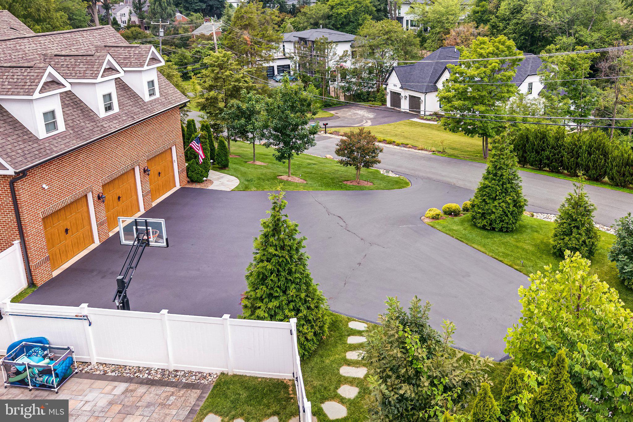 BROOKHAVEN - Residential