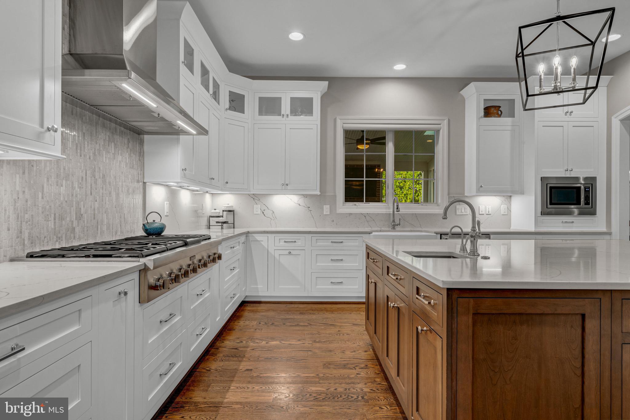 BROOKHAVEN - Residential