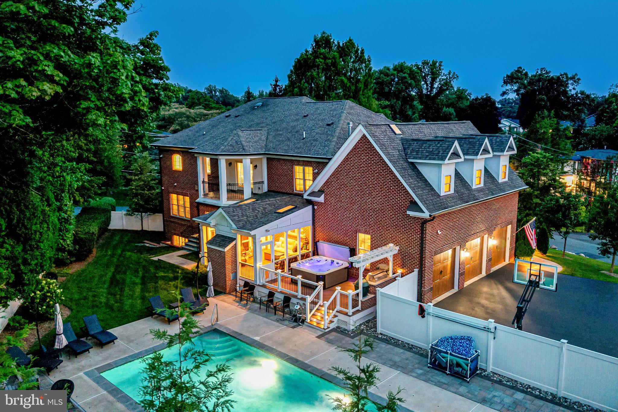BROOKHAVEN - Residential