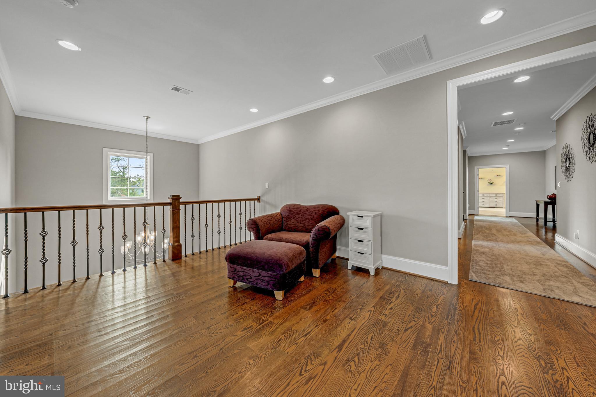 BROOKHAVEN - Residential