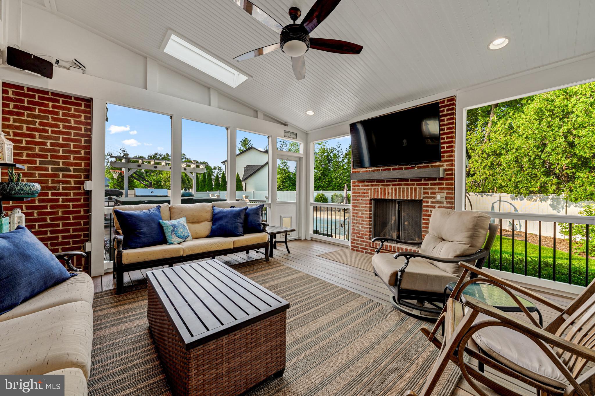 BROOKHAVEN - Residential