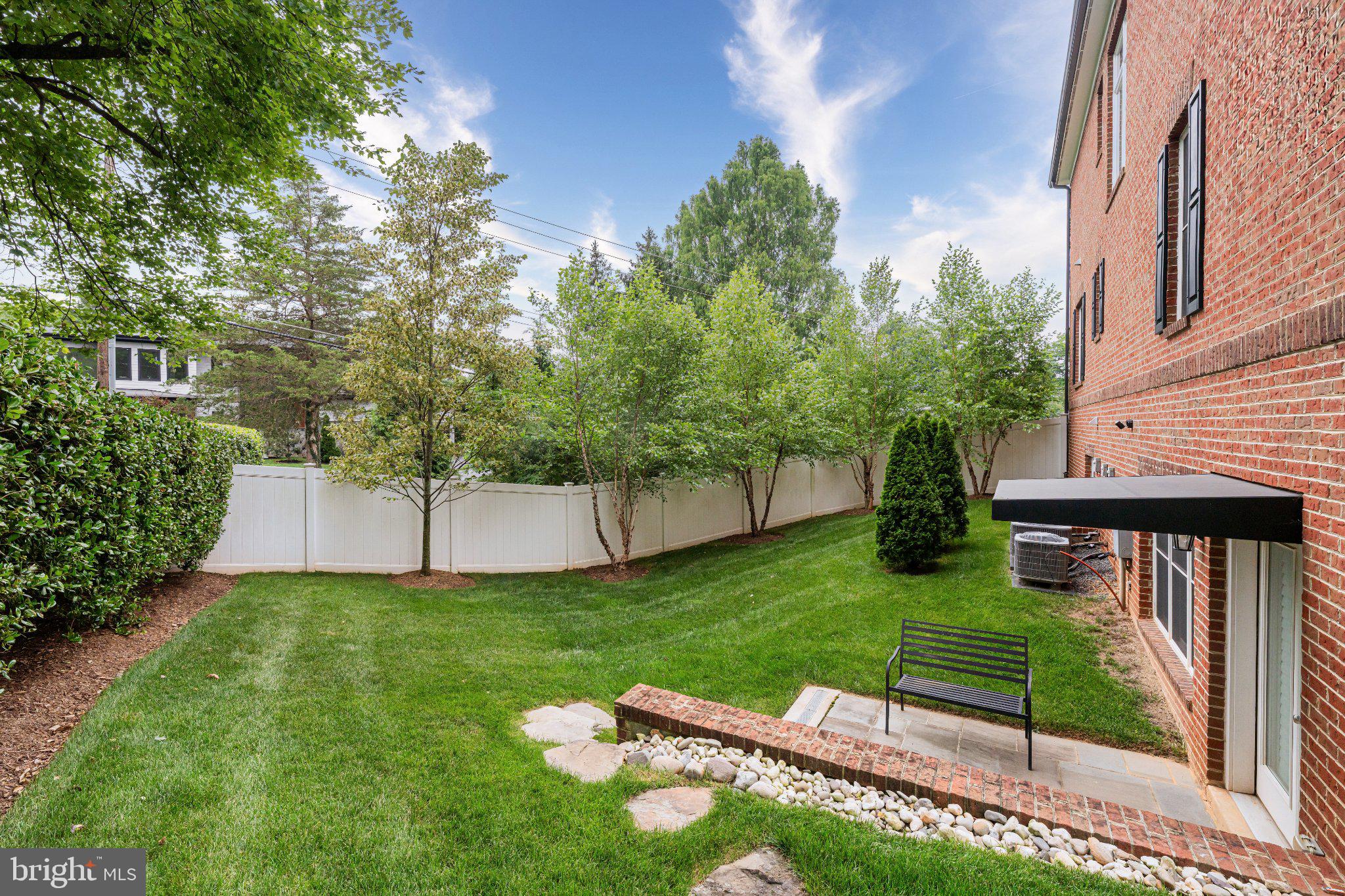 BROOKHAVEN - Residential