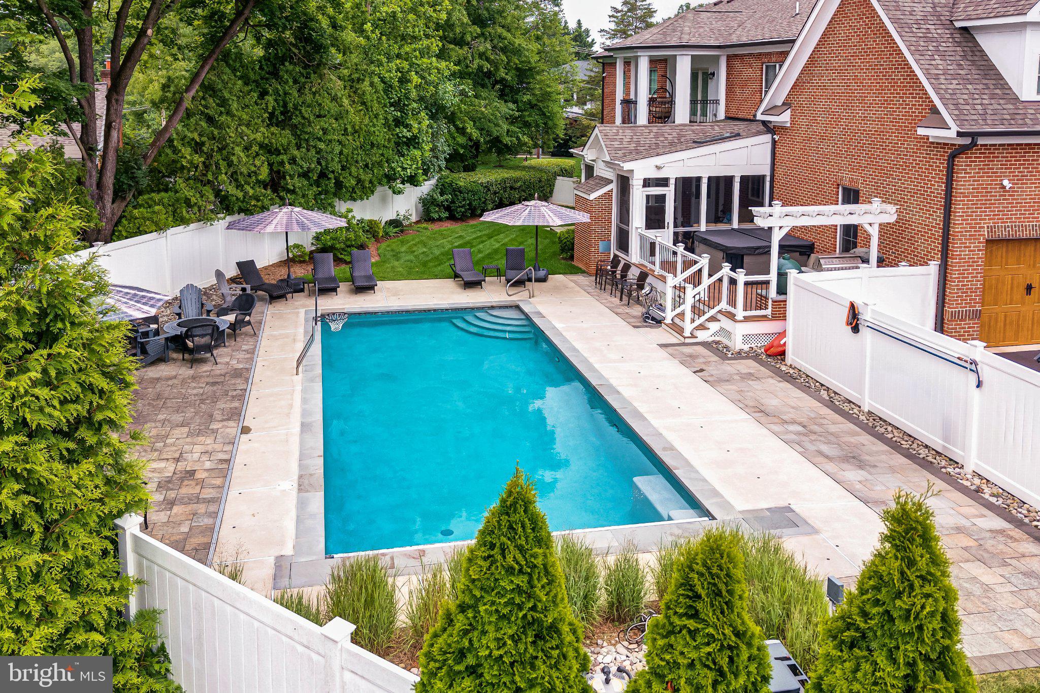BROOKHAVEN - Residential