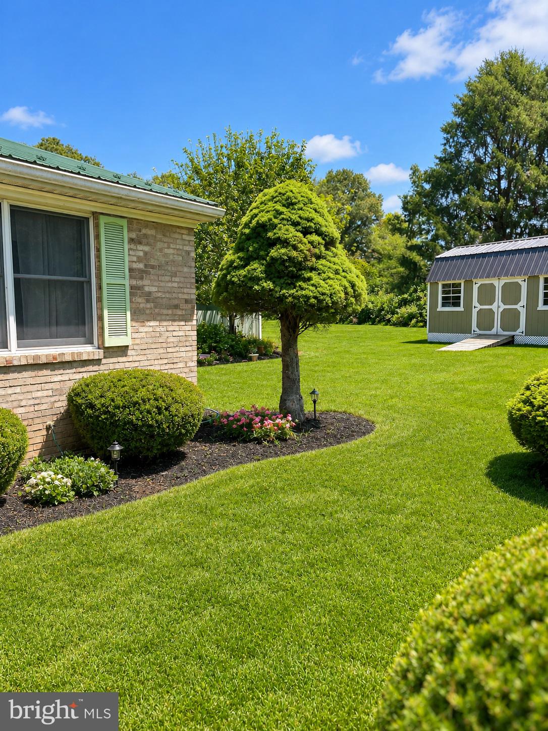 OLD FARMS - Residential