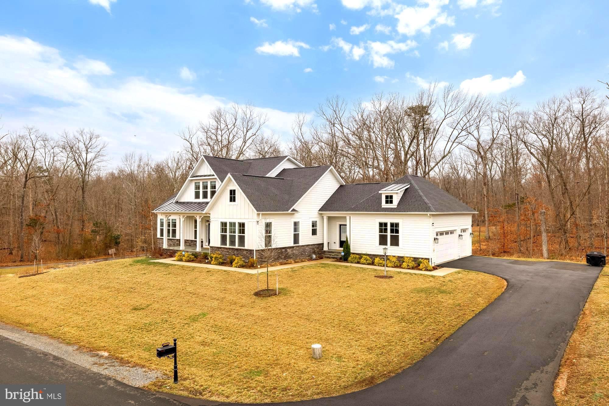 BRADDOCK WOODS - Residential