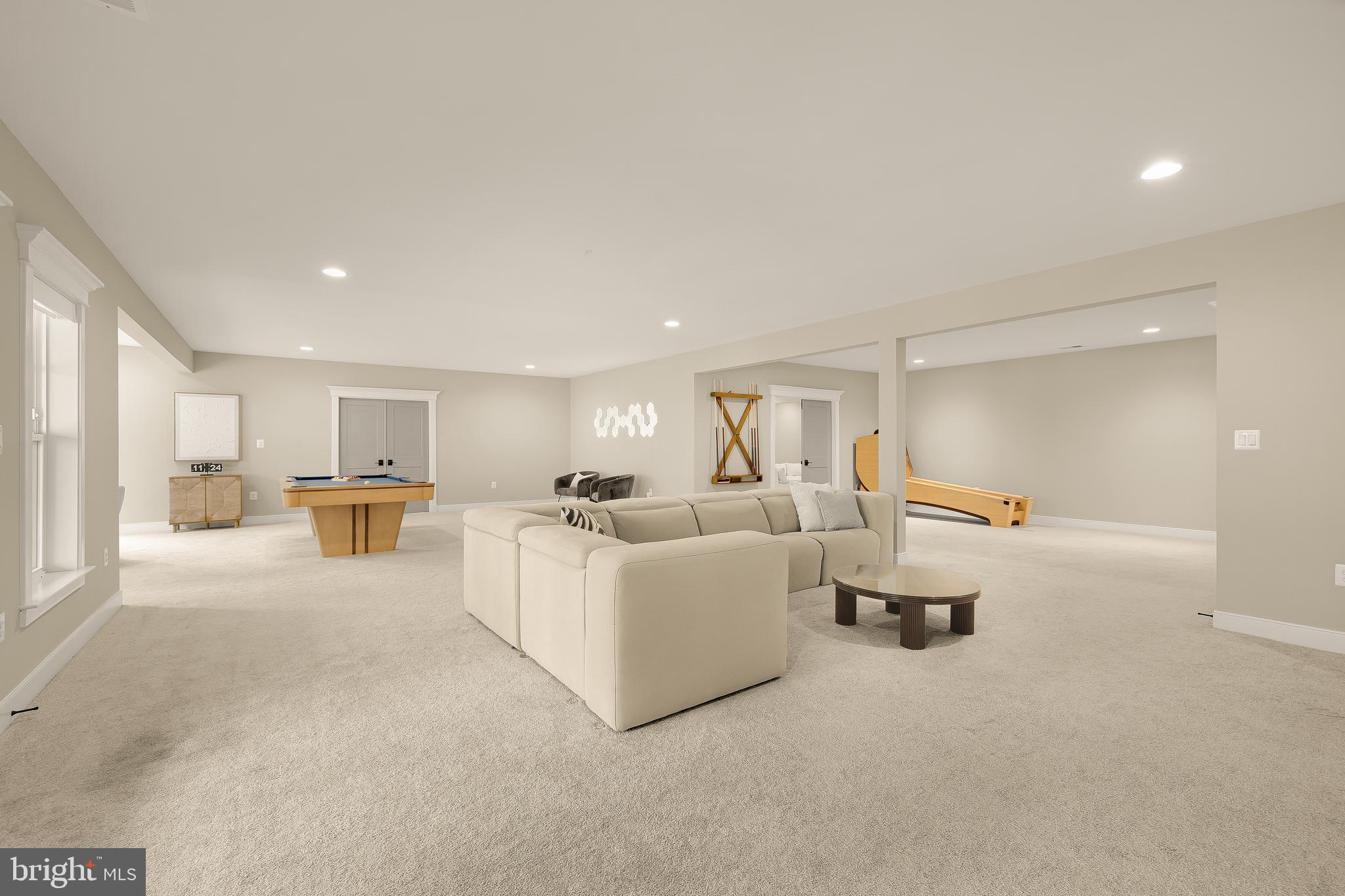 BRADDOCK WOODS - Residential