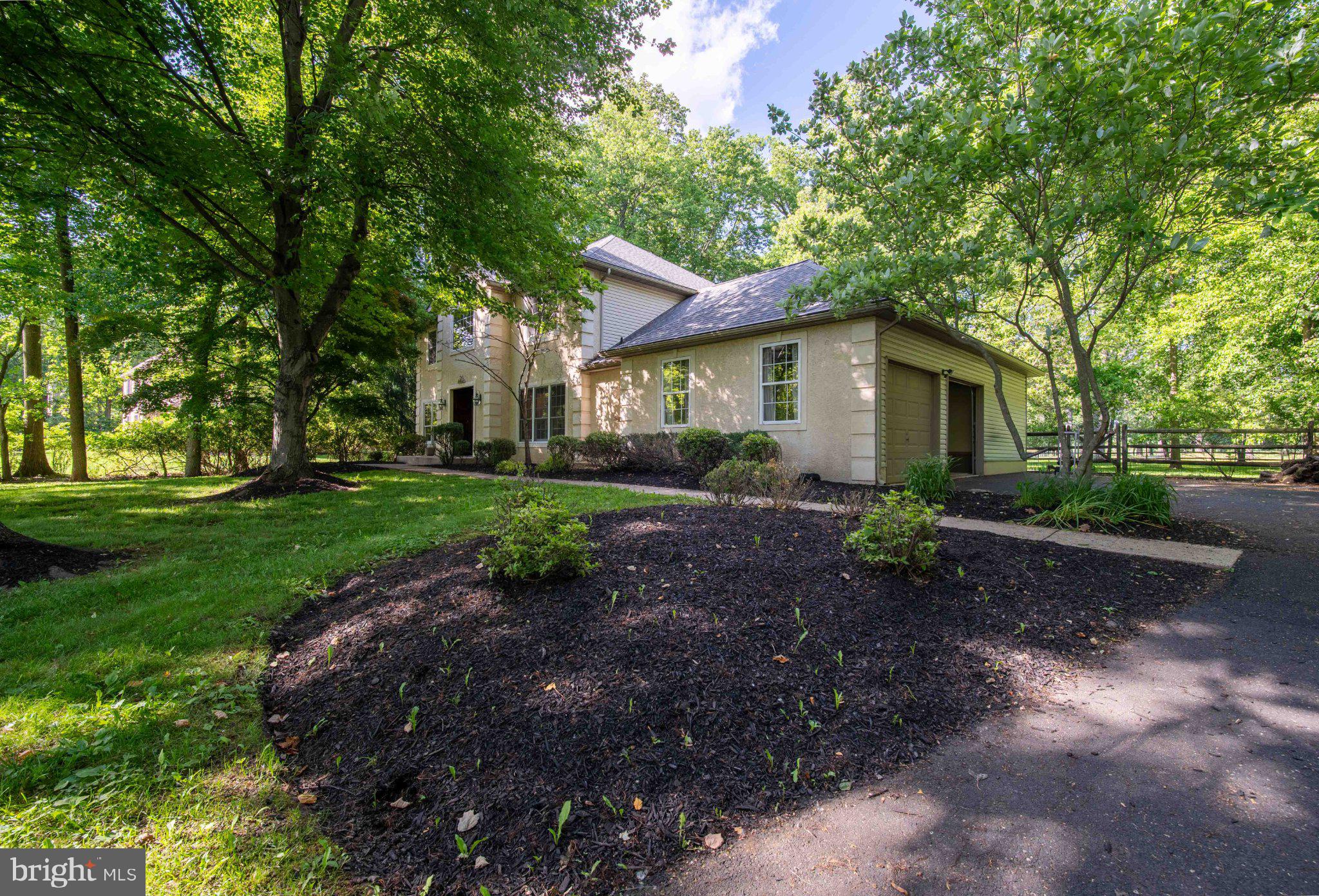 HIDEAWAY HILLS - Residential