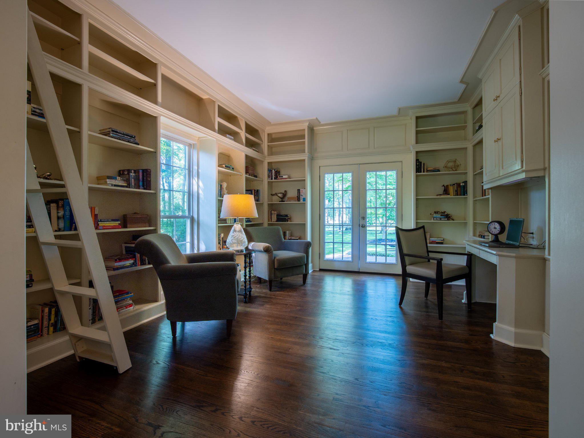 HIDEAWAY HILLS - Residential