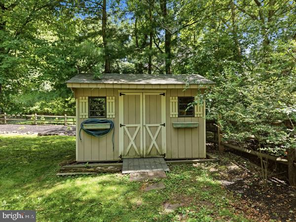 HIDEAWAY HILLS - Residential