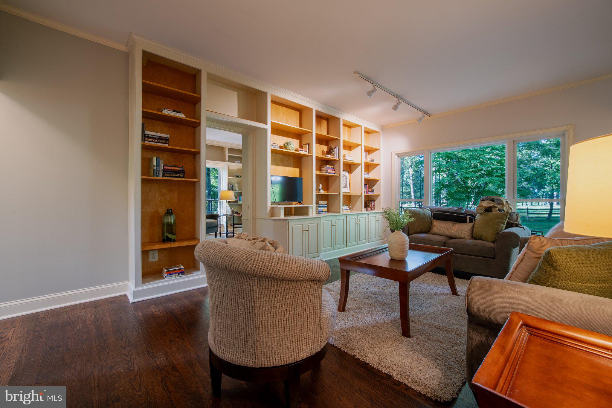 HIDEAWAY HILLS - Residential