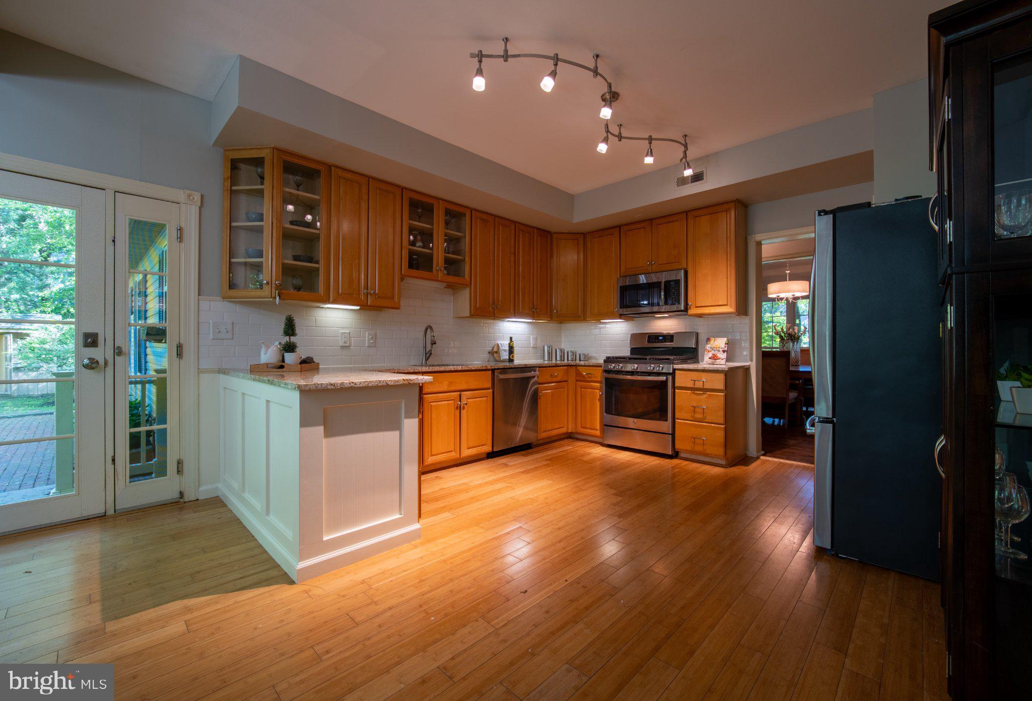 HIDEAWAY HILLS - Residential