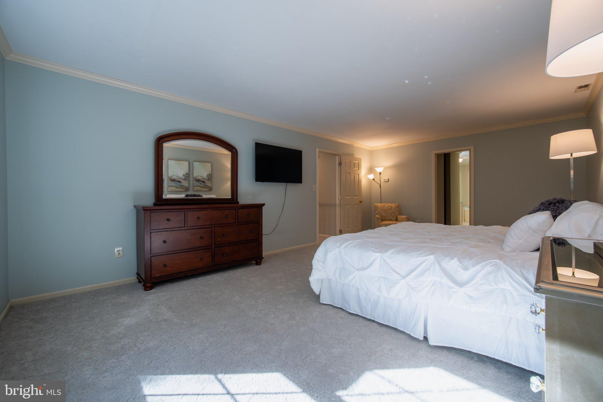 HIDEAWAY HILLS - Residential