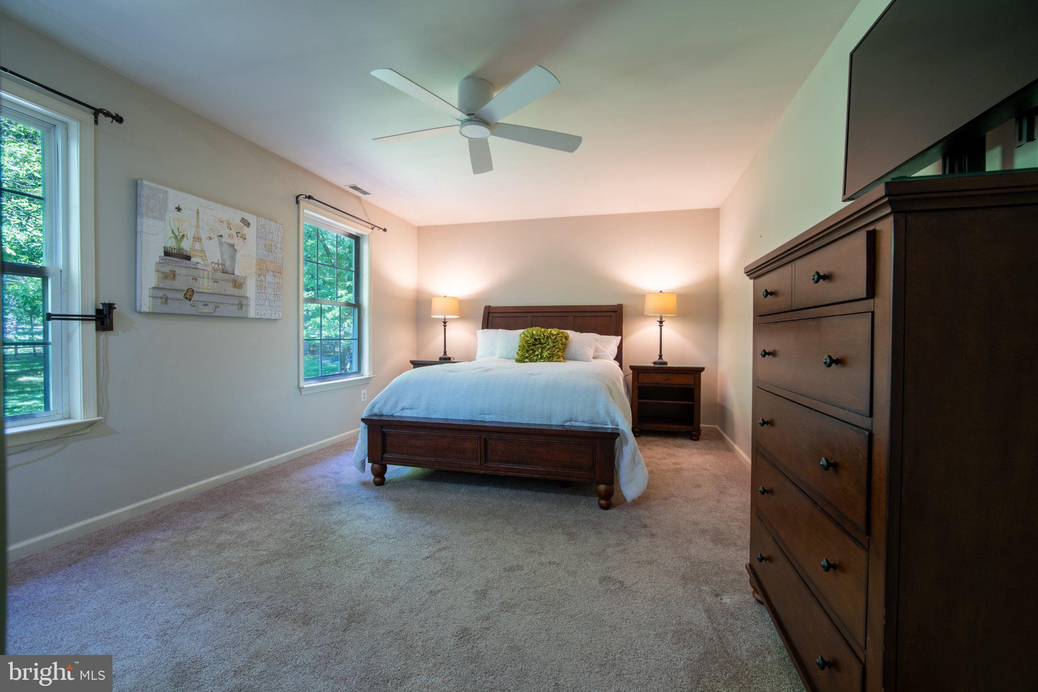 HIDEAWAY HILLS - Residential