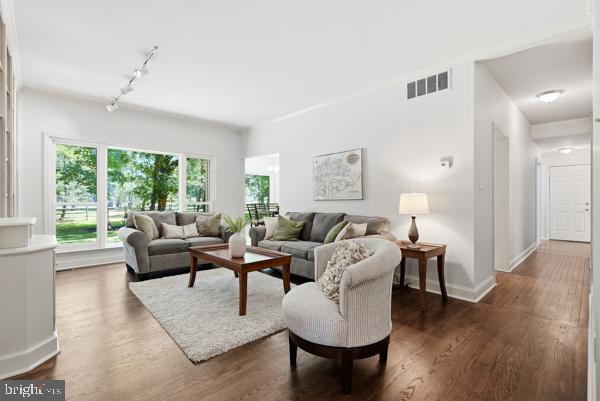 HIDEAWAY HILLS - Residential