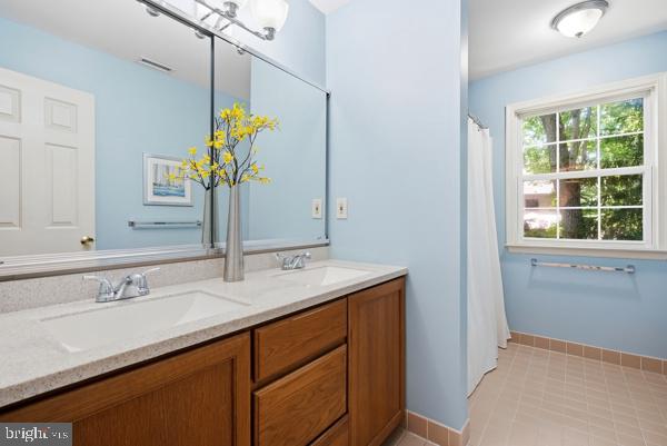 HIDEAWAY HILLS - Residential