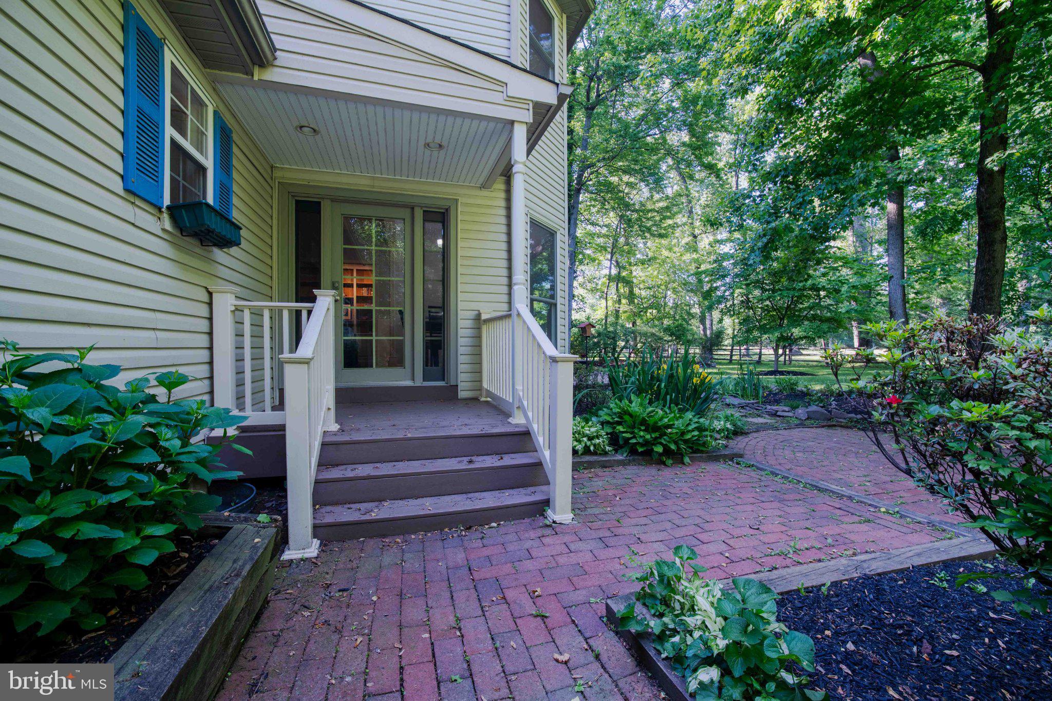 HIDEAWAY HILLS - Residential