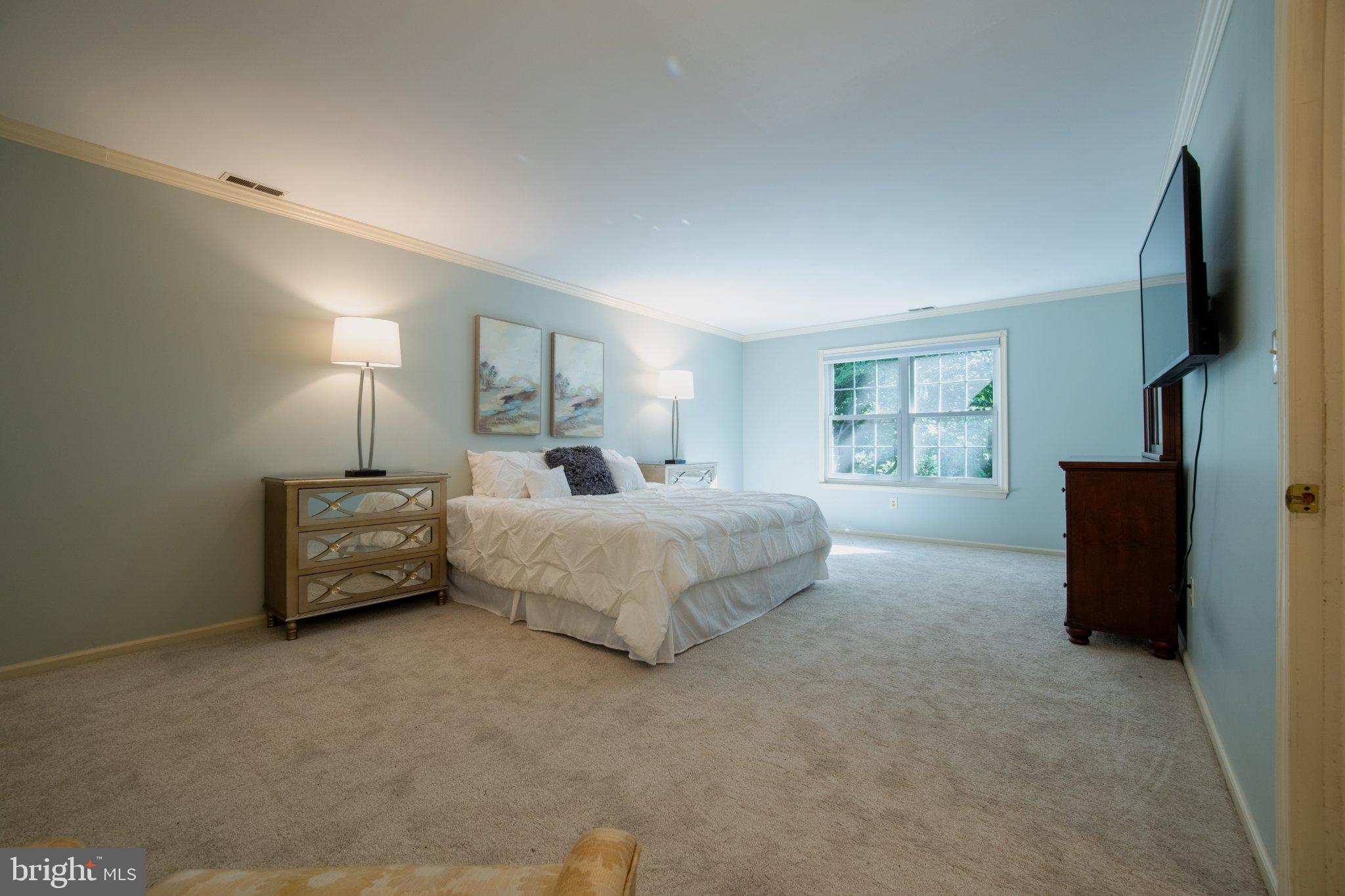 HIDEAWAY HILLS - Residential