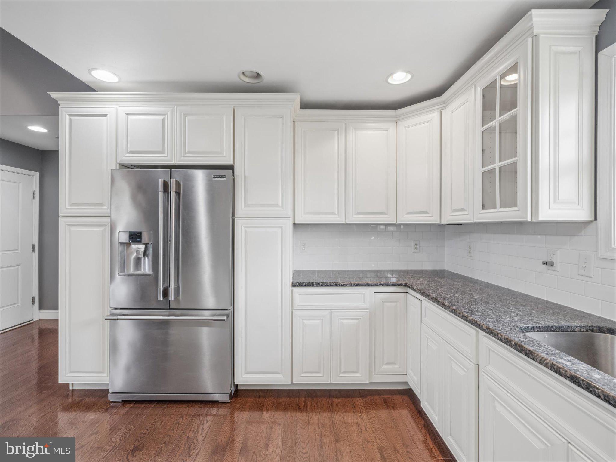 FIELDSTONE VILLAGE - Residential