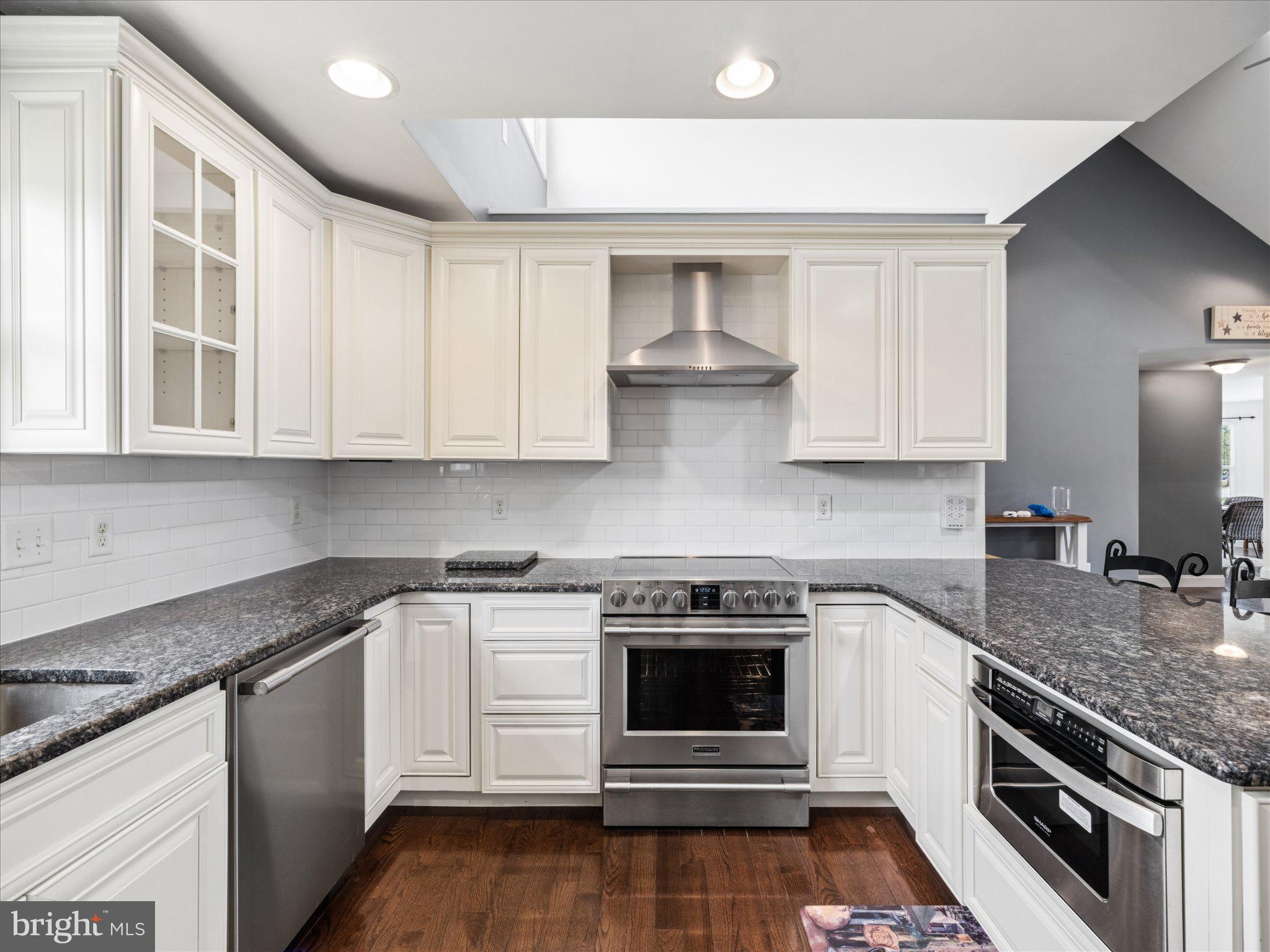 FIELDSTONE VILLAGE - Residential
