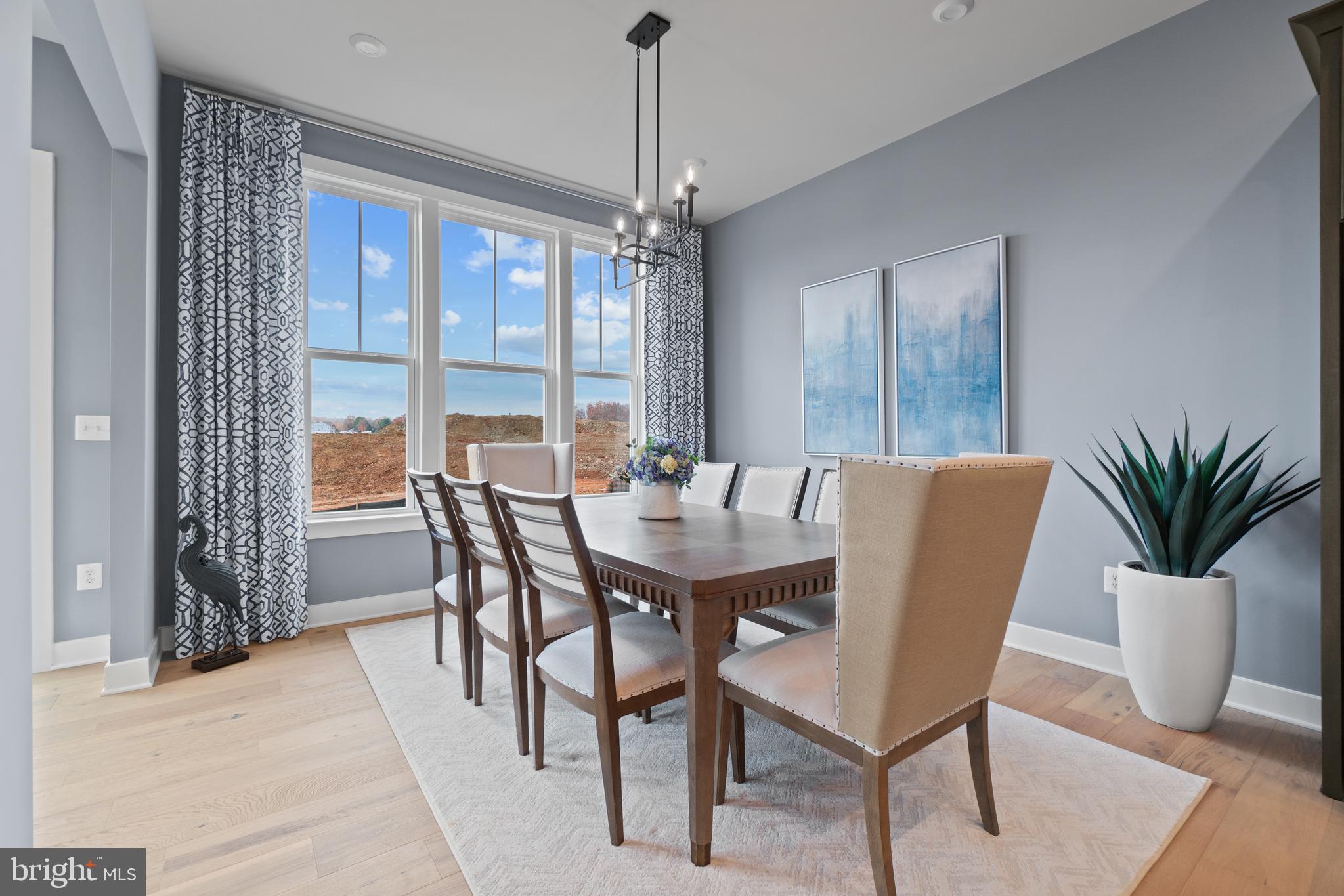 WHITE OAKS FARM - Residential