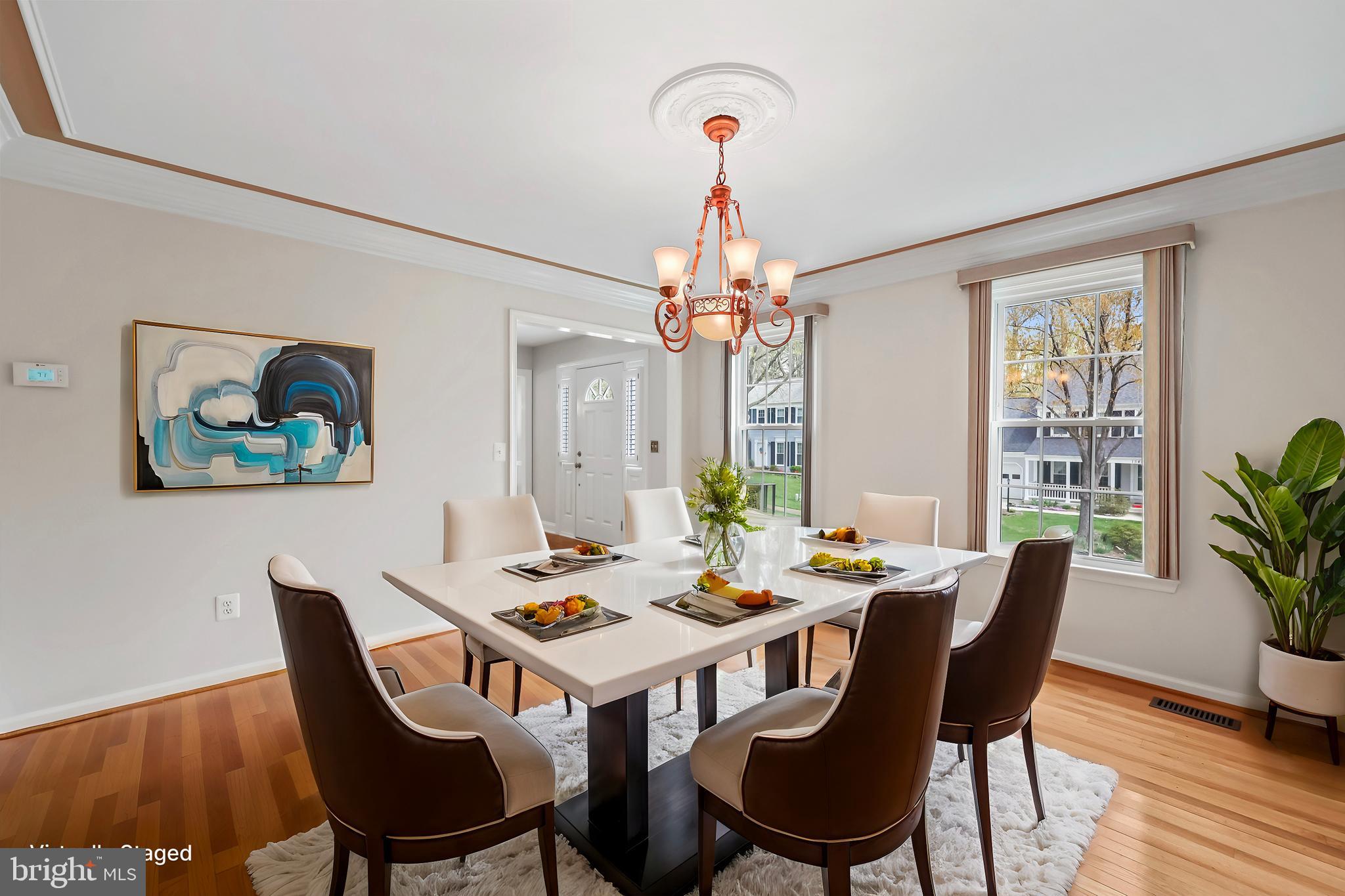 COUNTRY CLUB/LAKE MONTCLAIR - Residential