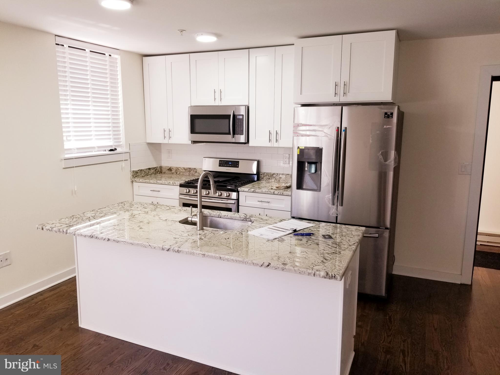 SOCIETY HILL - Residential Lease