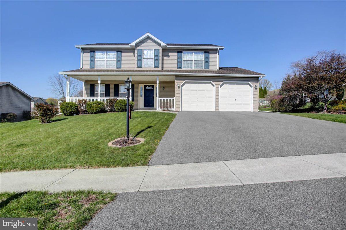 SOUTH MOUNTAIN ESTATES - Residential
