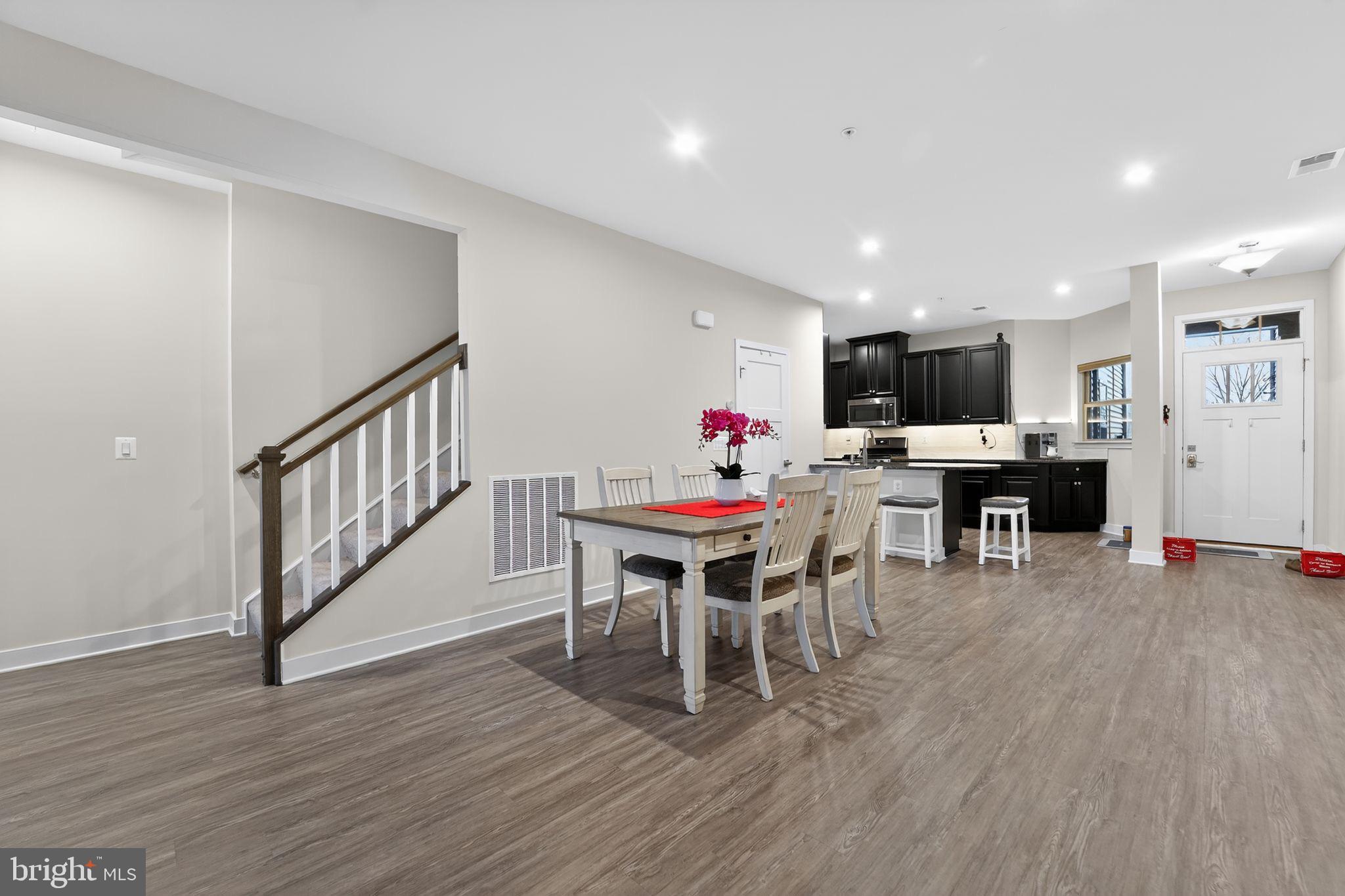 THE WOODLANDS - Residential