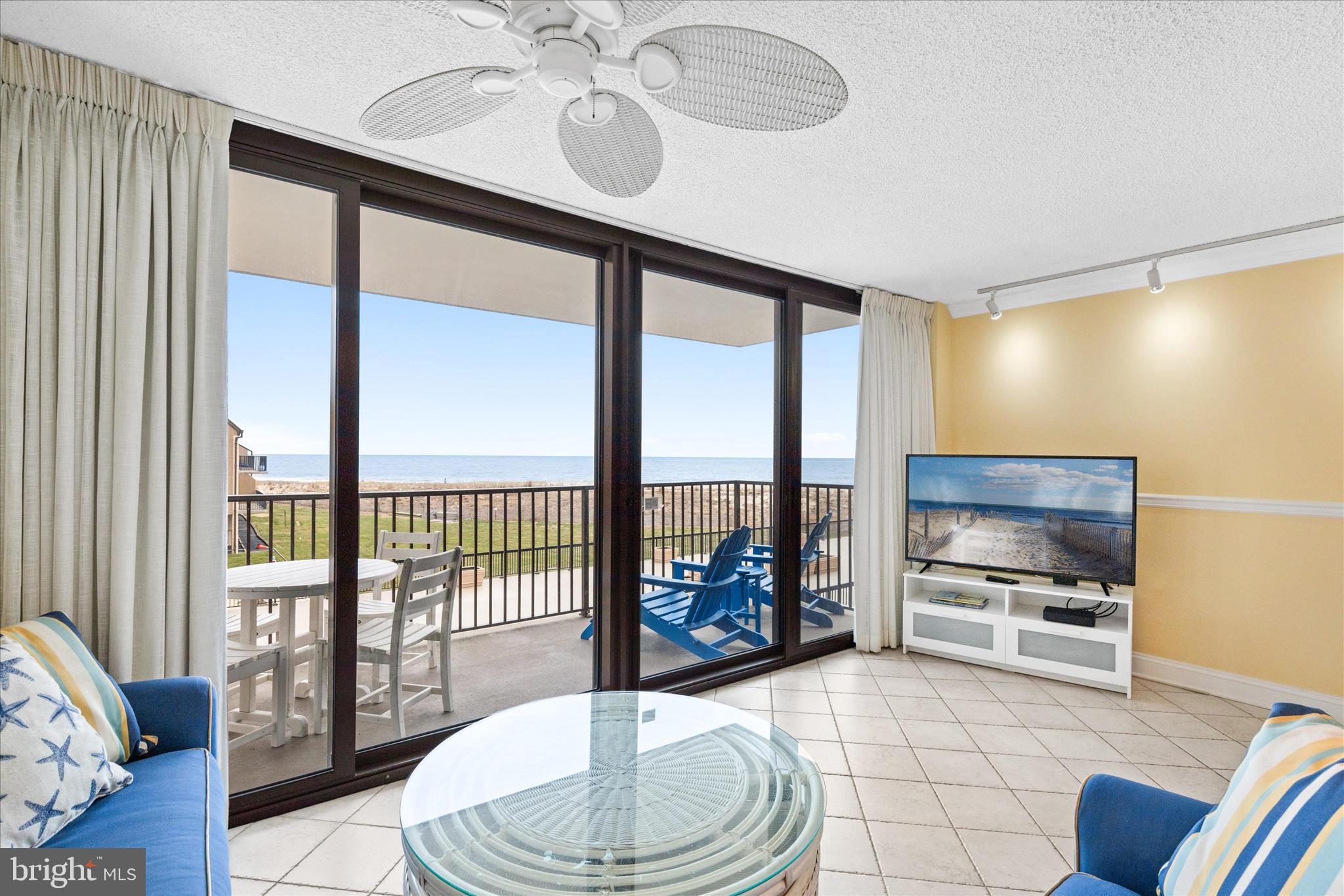 SEA COLONY EAST - Residential