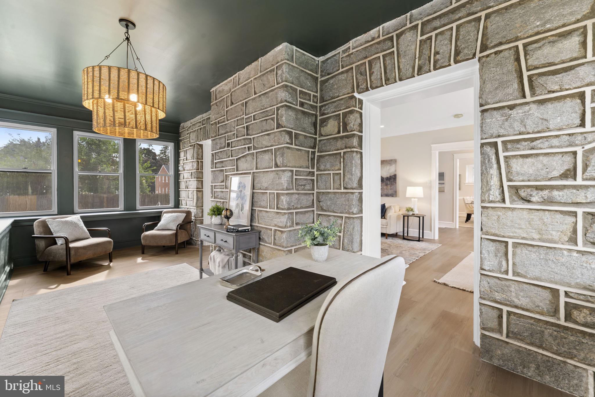 ARONIMINK - Residential