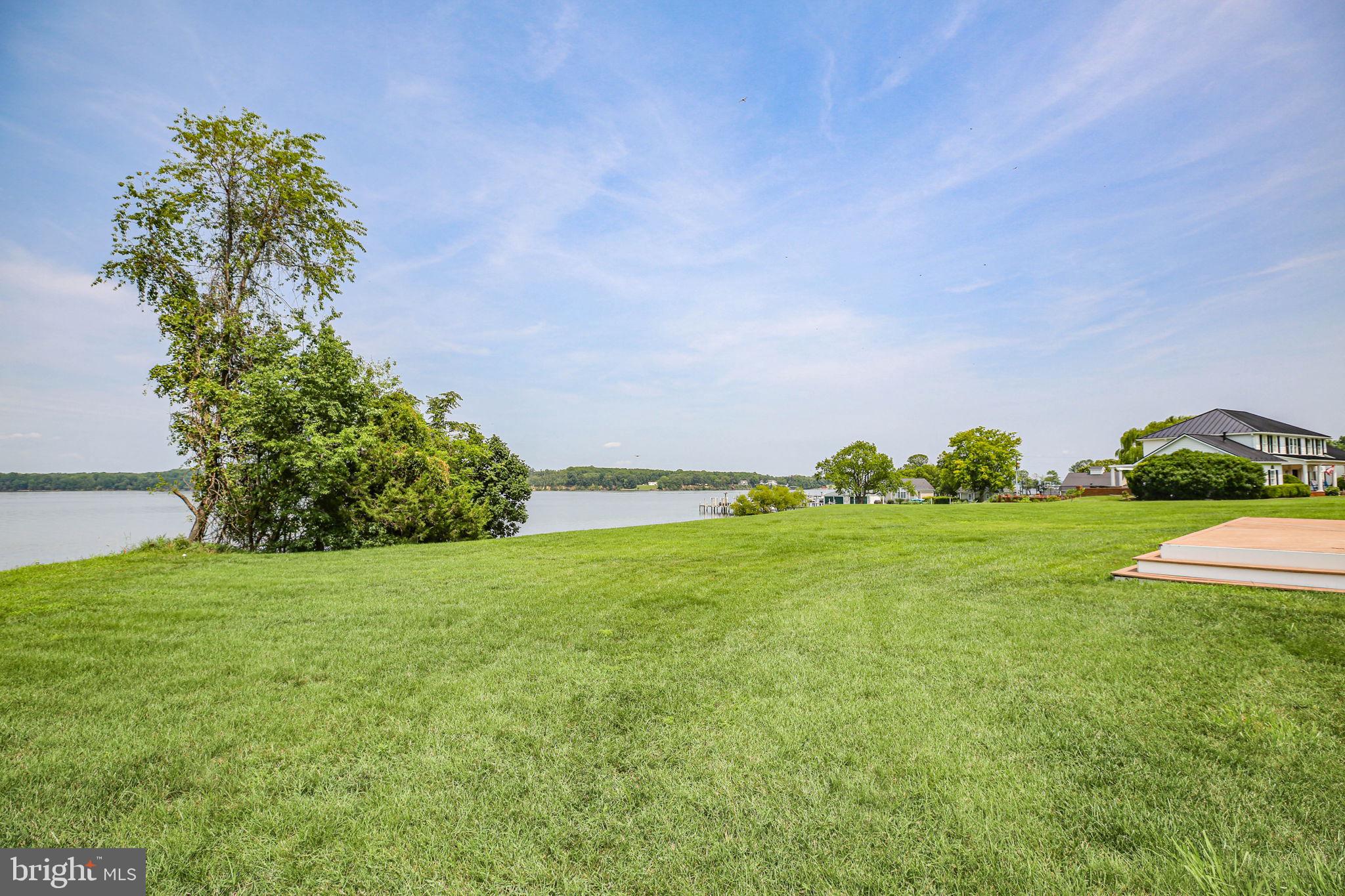 LOY LANDING - Residential