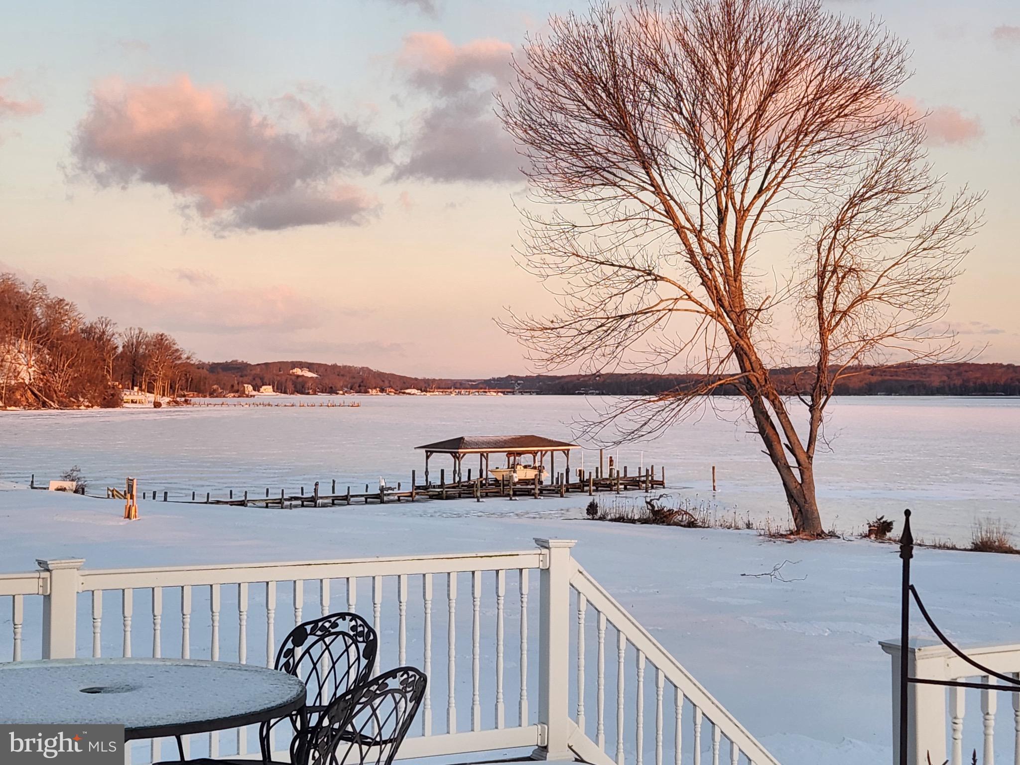LOY LANDING - Residential