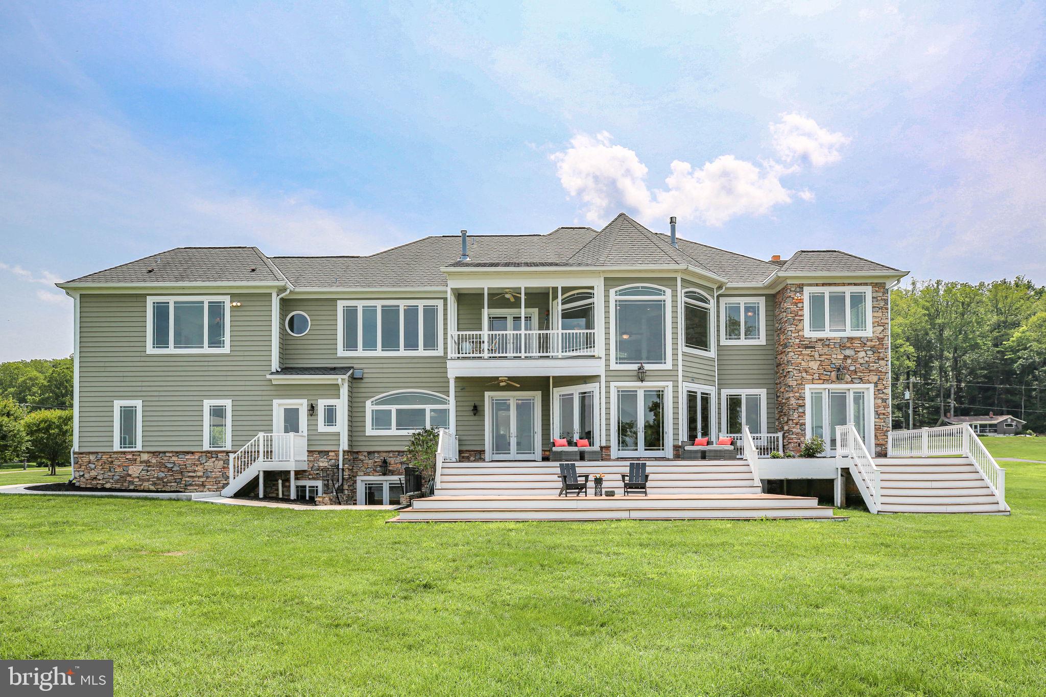 LOY LANDING - Residential