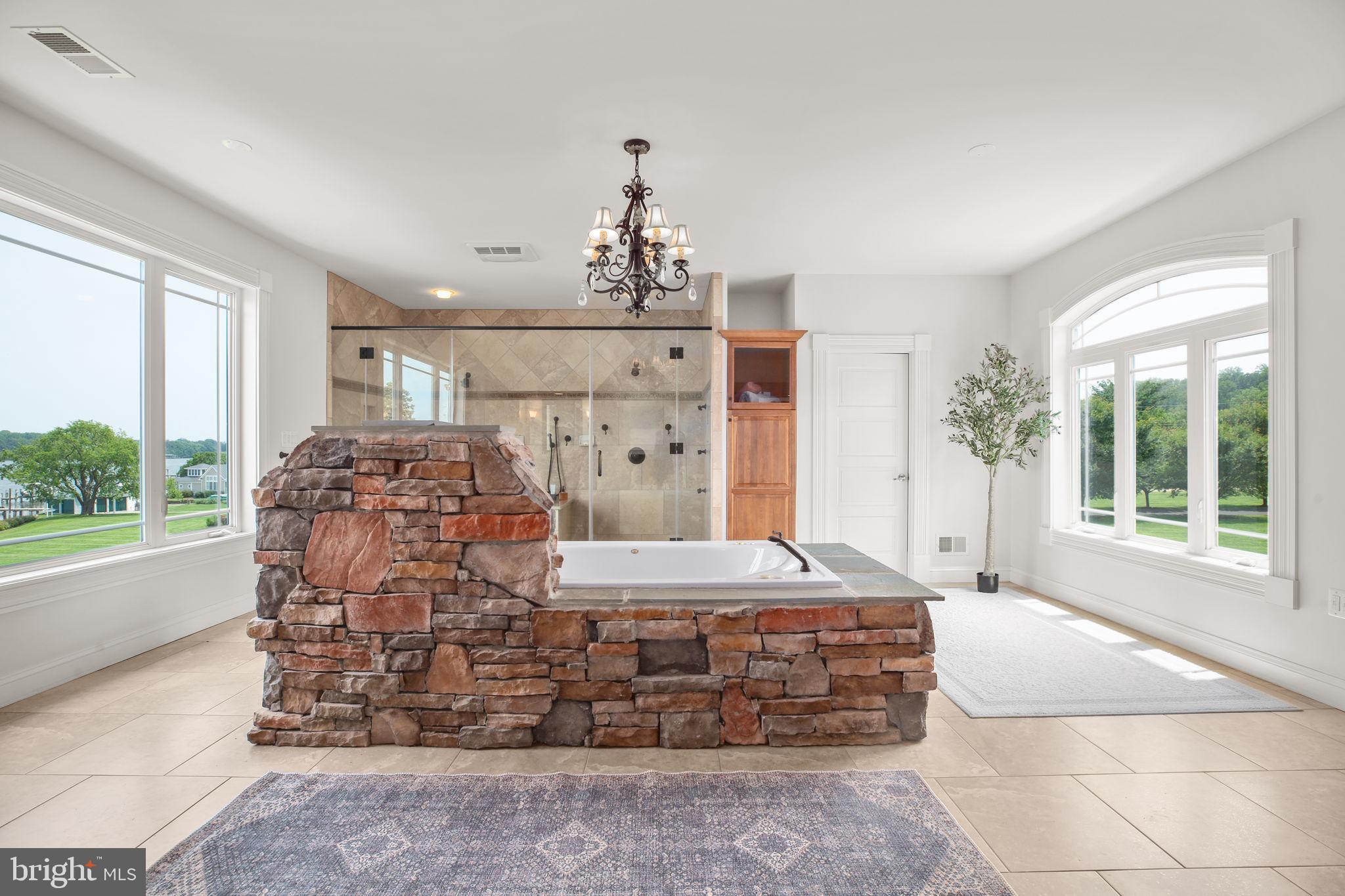 LOY LANDING - Residential