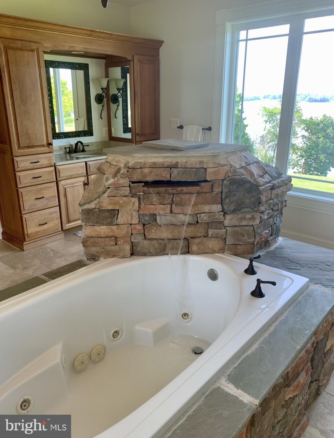 LOY LANDING - Residential
