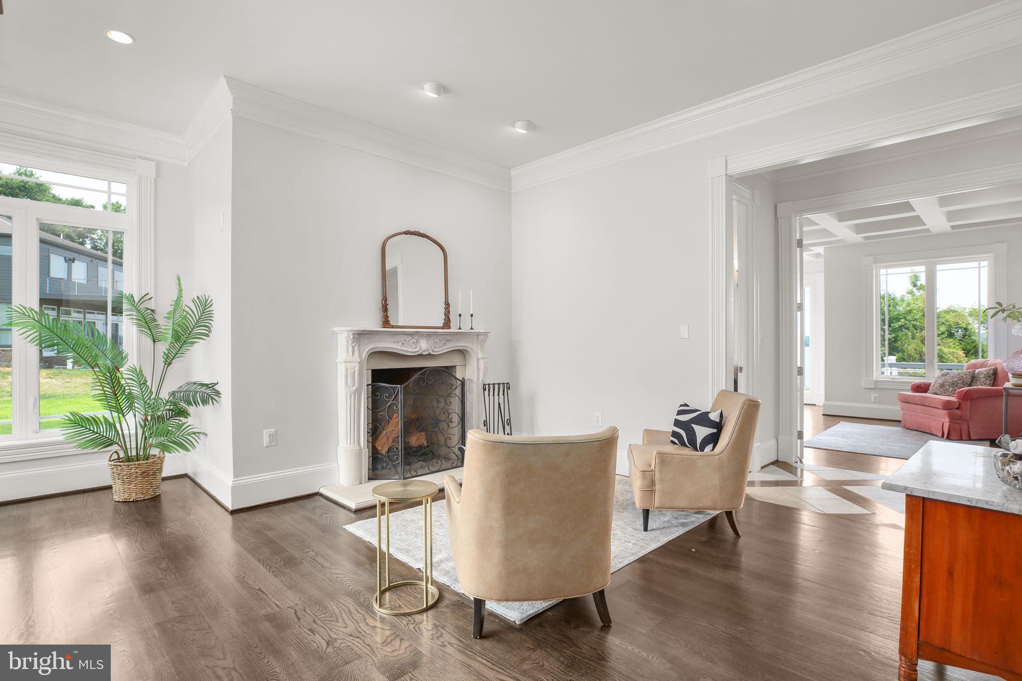 LOY LANDING - Residential