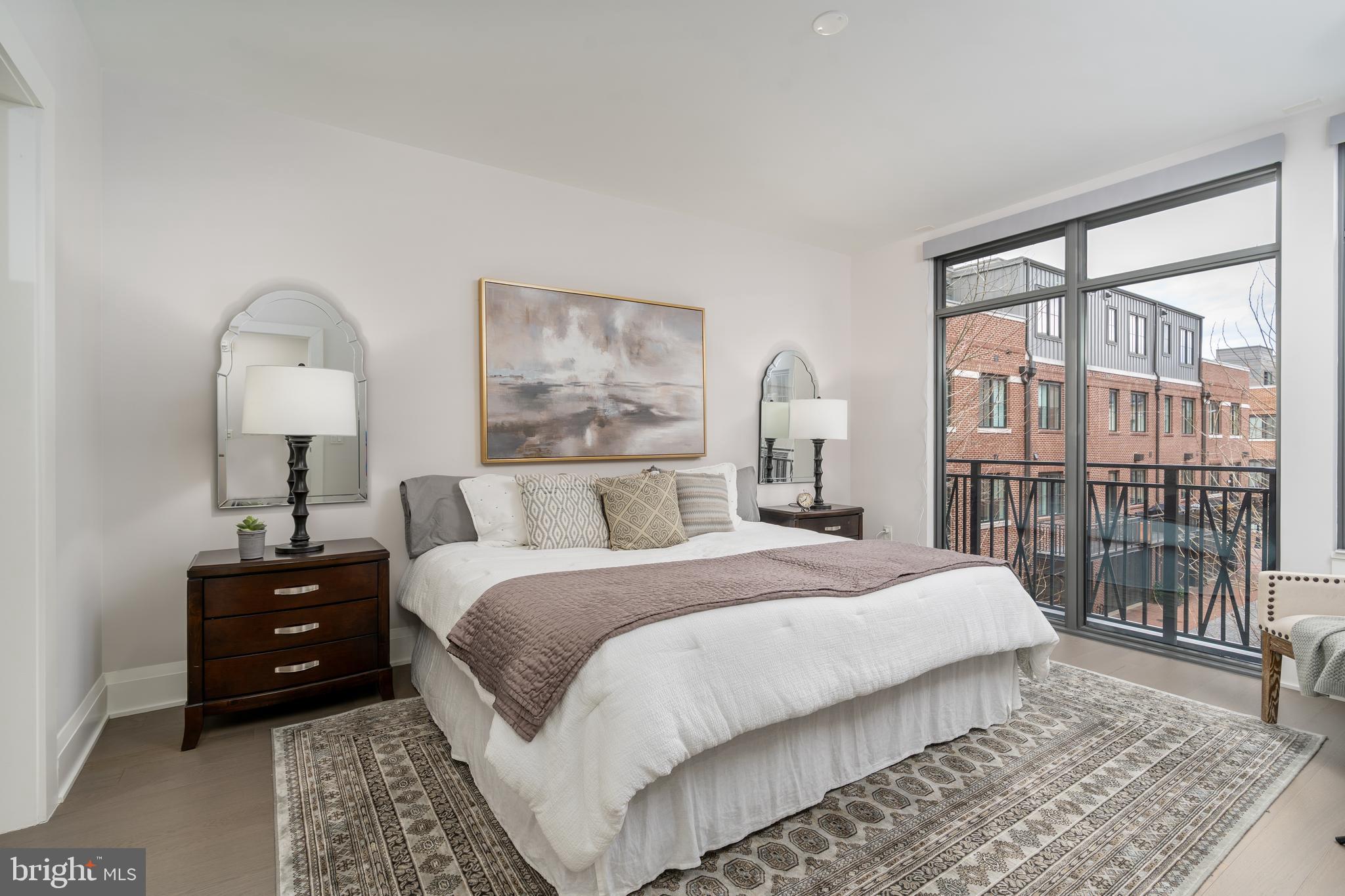 ROBINSON LANDING - Residential