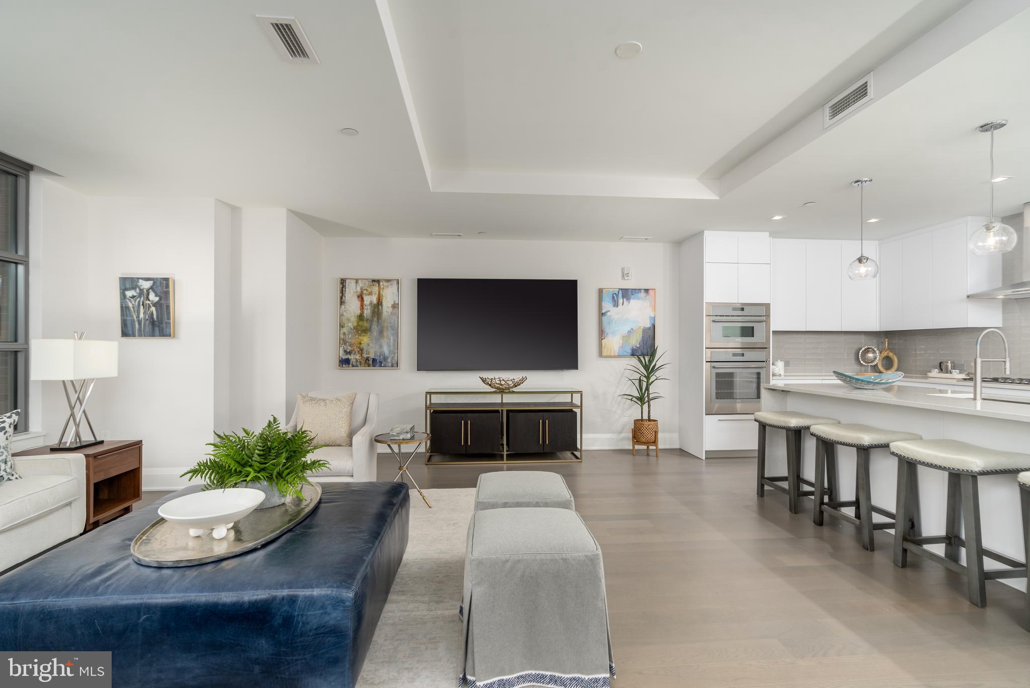 ROBINSON LANDING - Residential