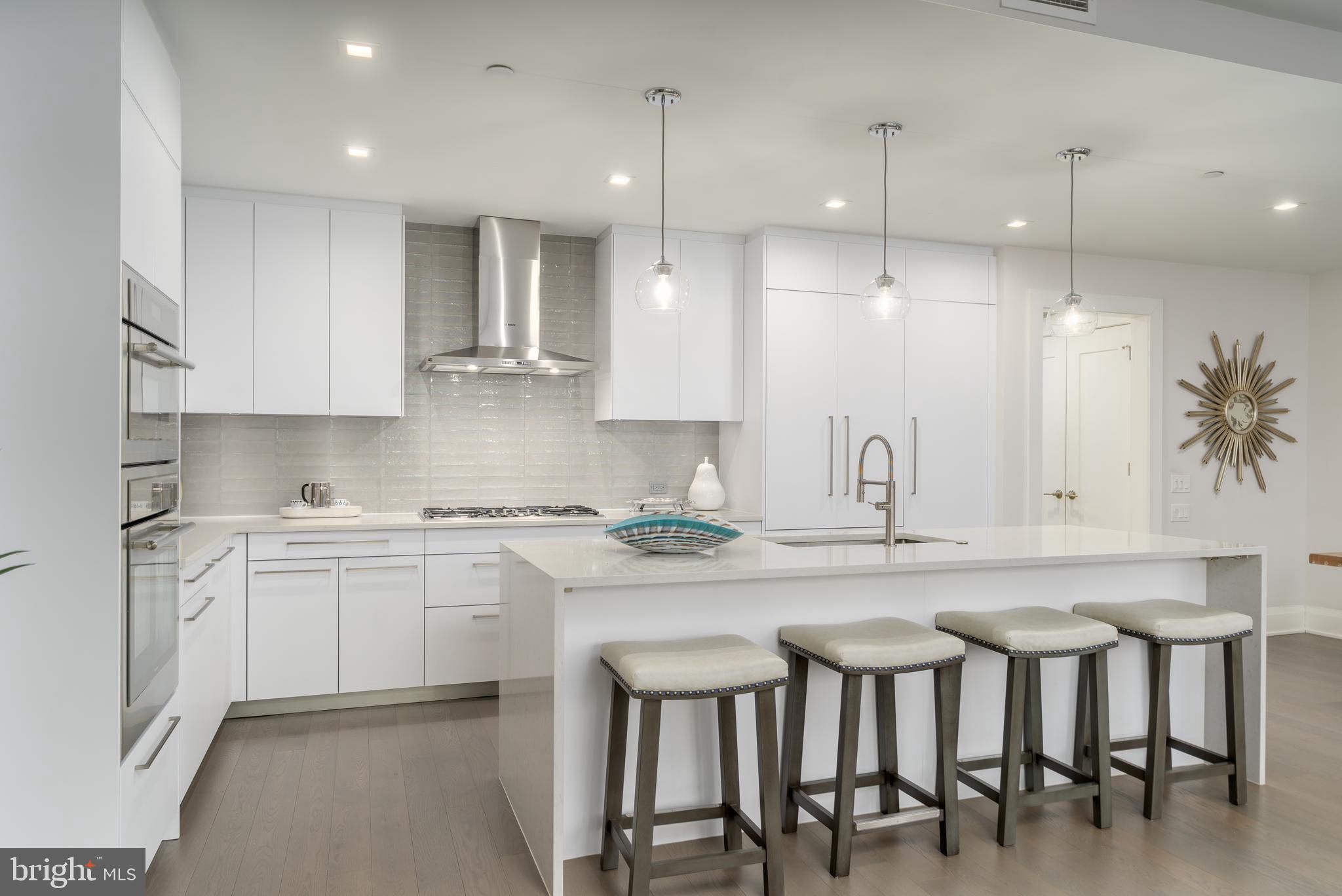 ROBINSON LANDING - Residential