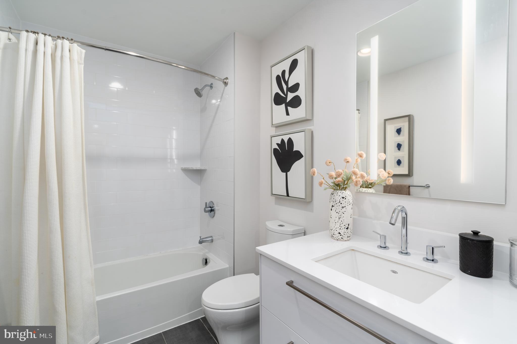 ROBINSON LANDING - Residential