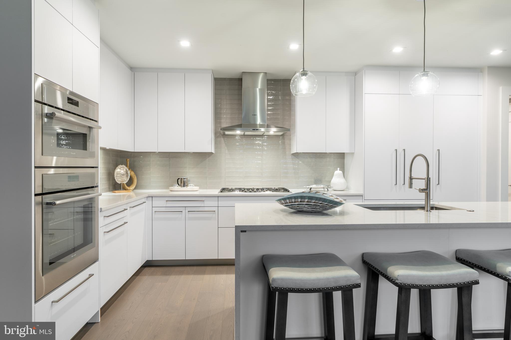 ROBINSON LANDING - Residential
