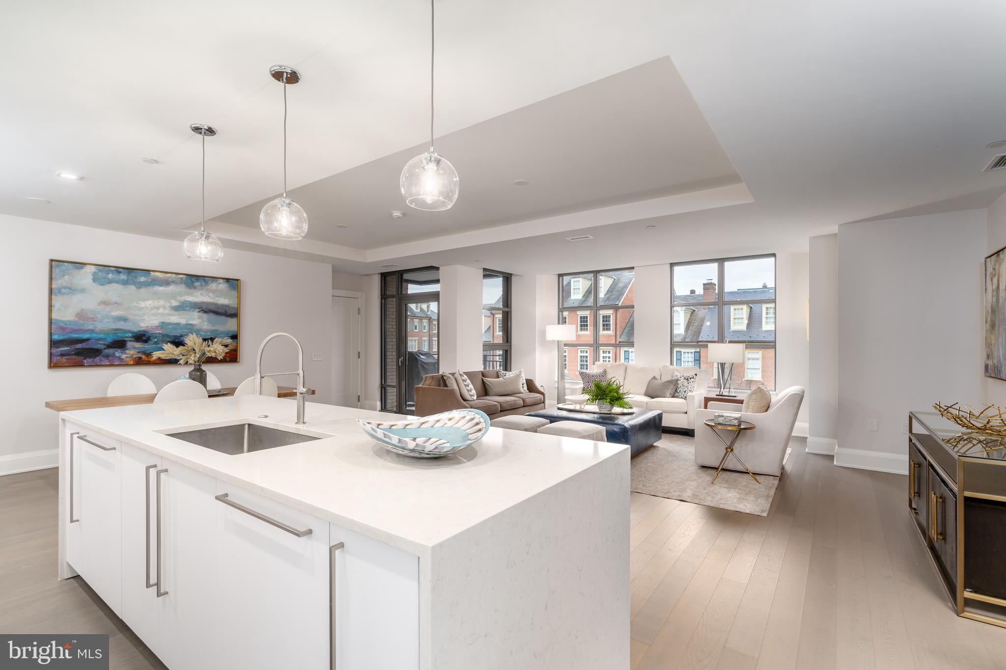 ROBINSON LANDING - Residential