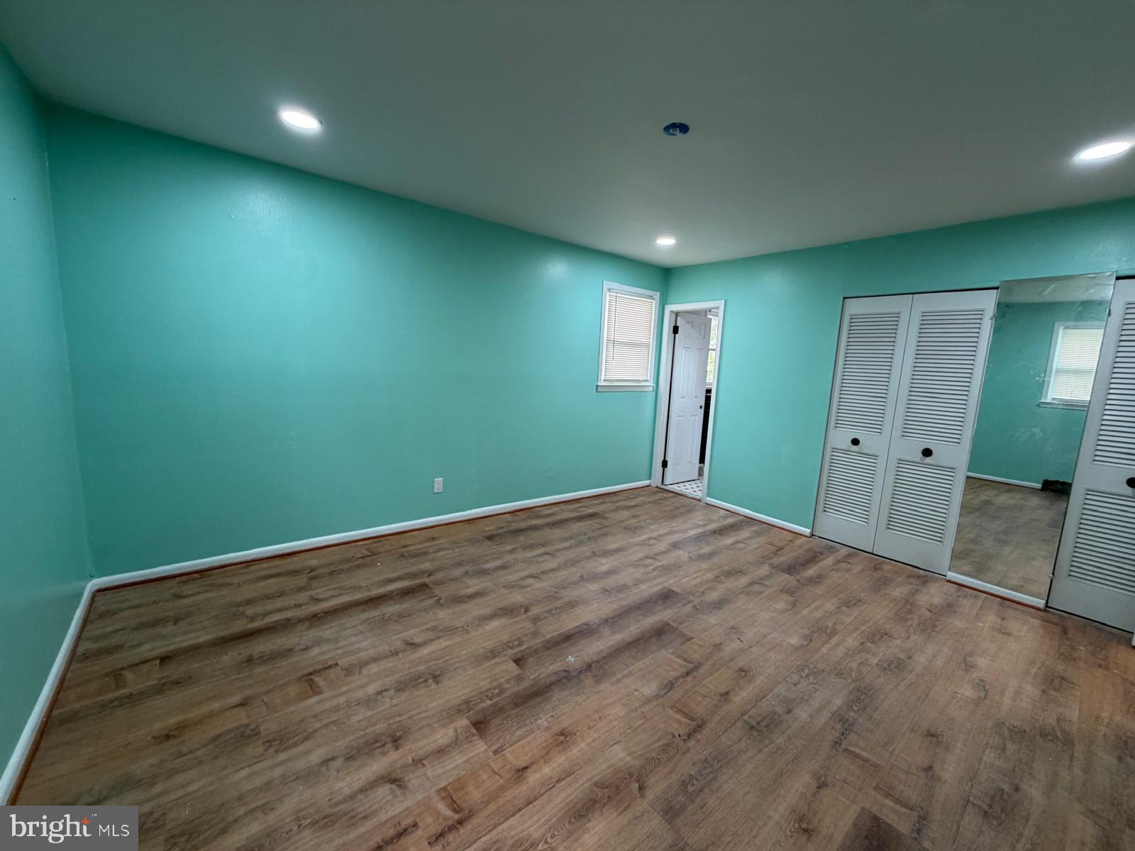 PHILADELPHIA (NORTHEAST) - Residential