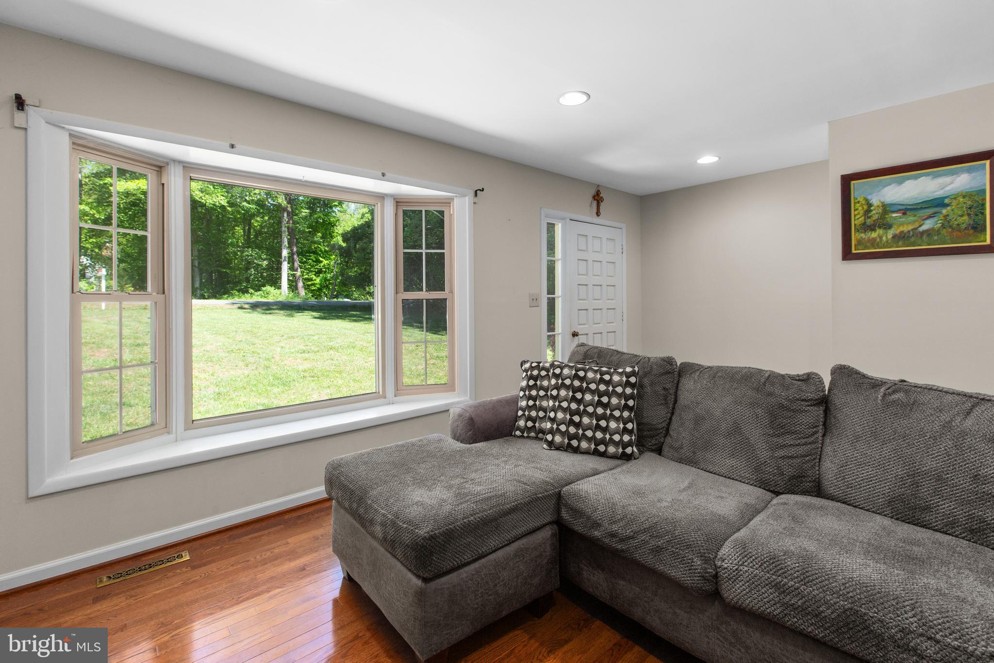 WOODRIDGE - Residential