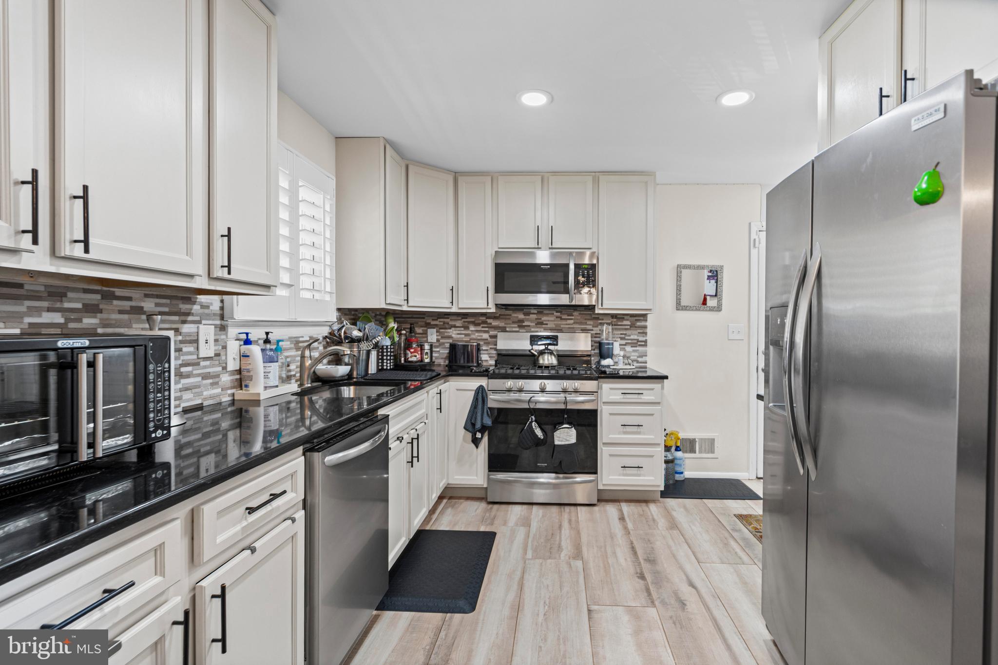 RANDALLSTOWN - Residential