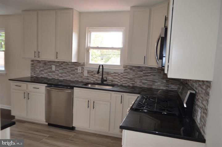 RANDALLSTOWN - Residential